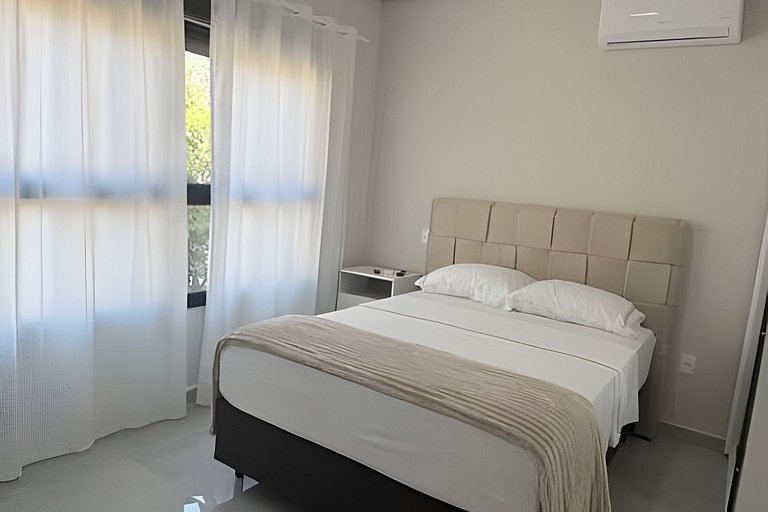 Apto Santinho Completo para até 8 Pessoas, Floripa