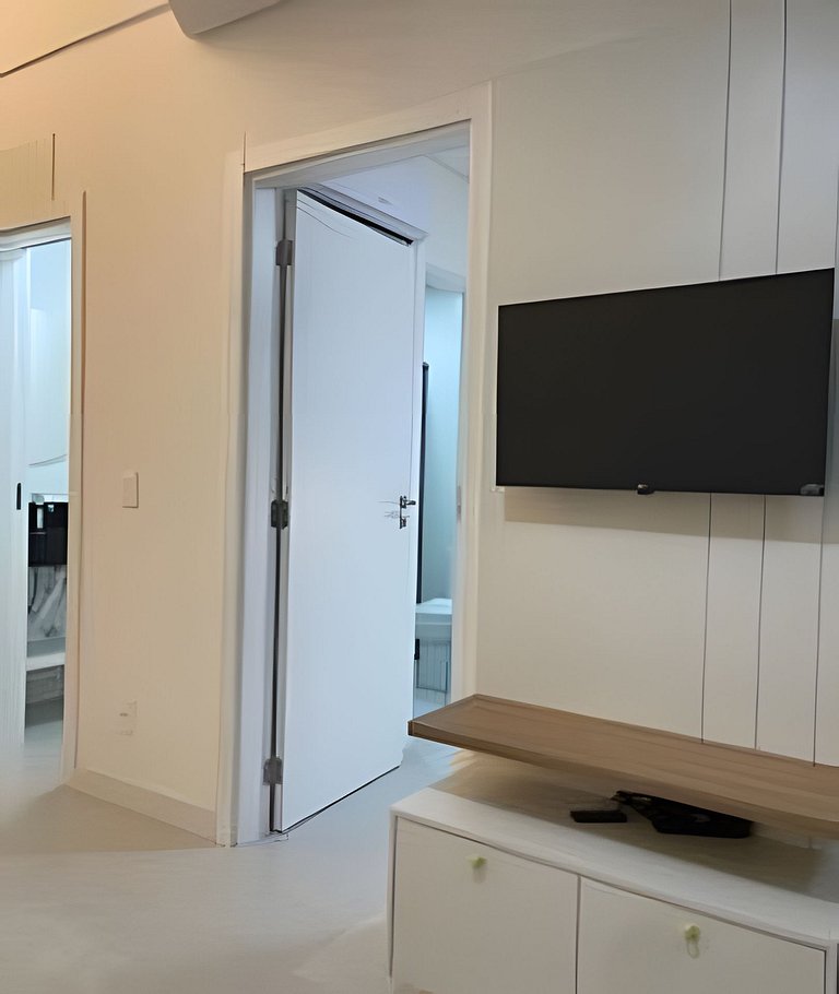 Lindo duplex, 2 suítes no melhor de Jurerê Int.408