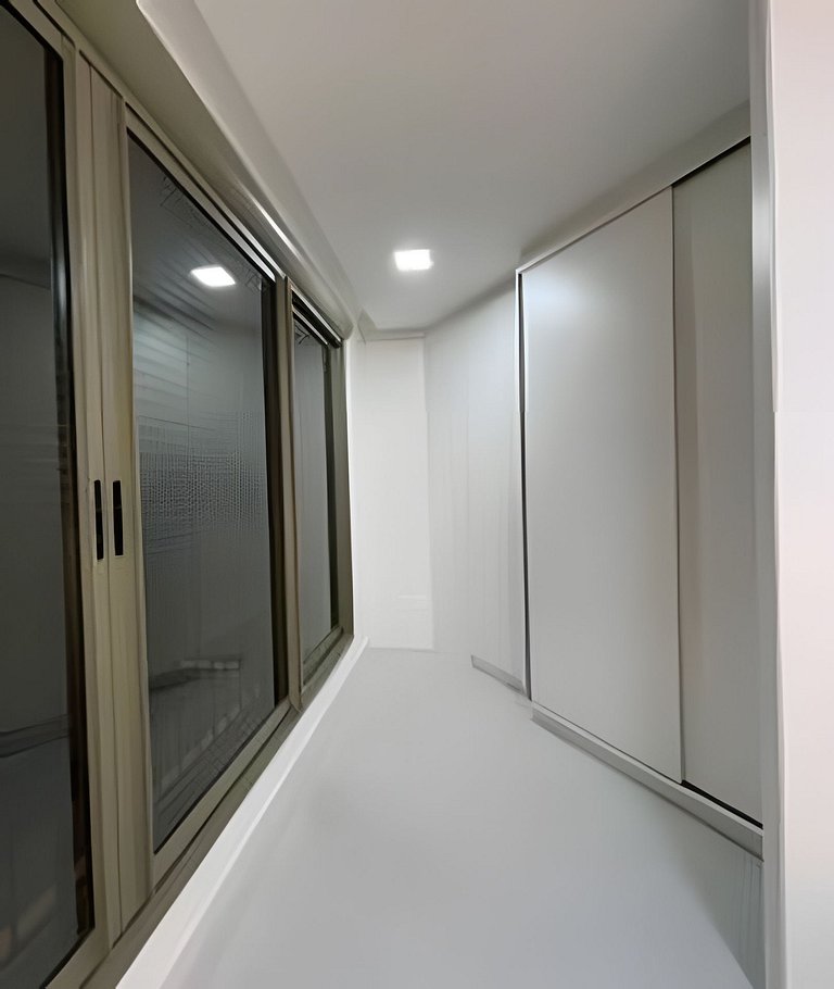 Lindo duplex, 2 suítes no melhor de Jurerê Int.408