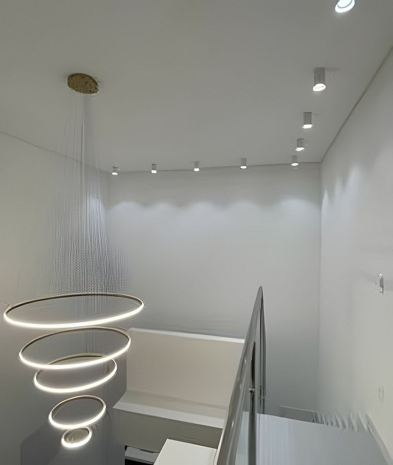 Lindo duplex, 2 suítes no melhor de Jurerê Int.408