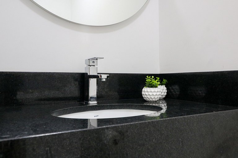 Lindo duplex, 2 suítes no melhor de Jurerê Int.408